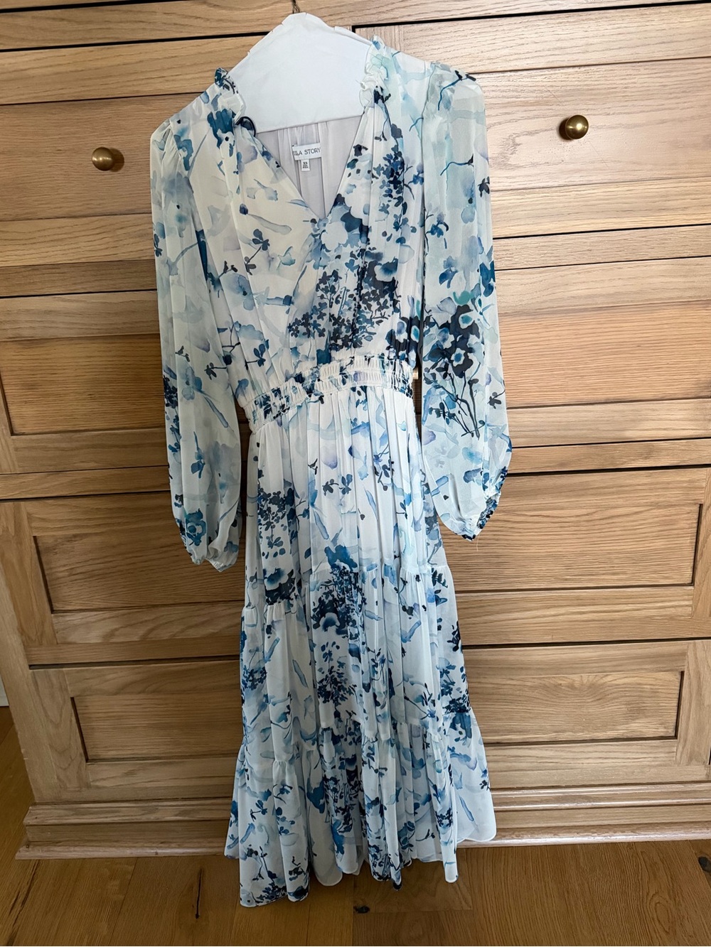 Light Blue Floral Long-Sleeve Maxi Dress